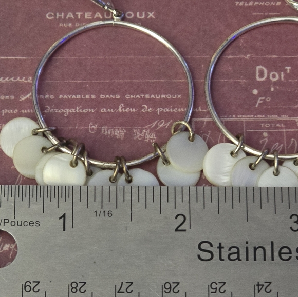 Vintage Mop Drop Dangle Seashell Cluster Disk Earrings - Picture 5 of 7